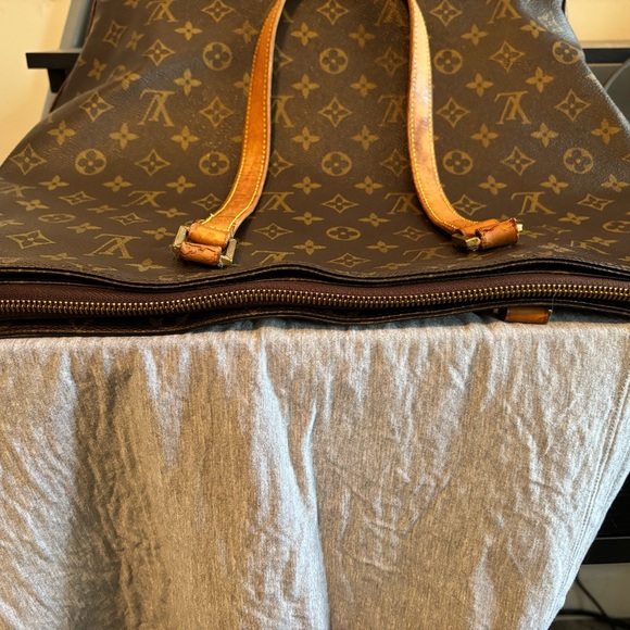 Authentic Louis Vuitton Monogram Cabas Mezzo Tote Bag - Good Condition - Picture 6 of 12
